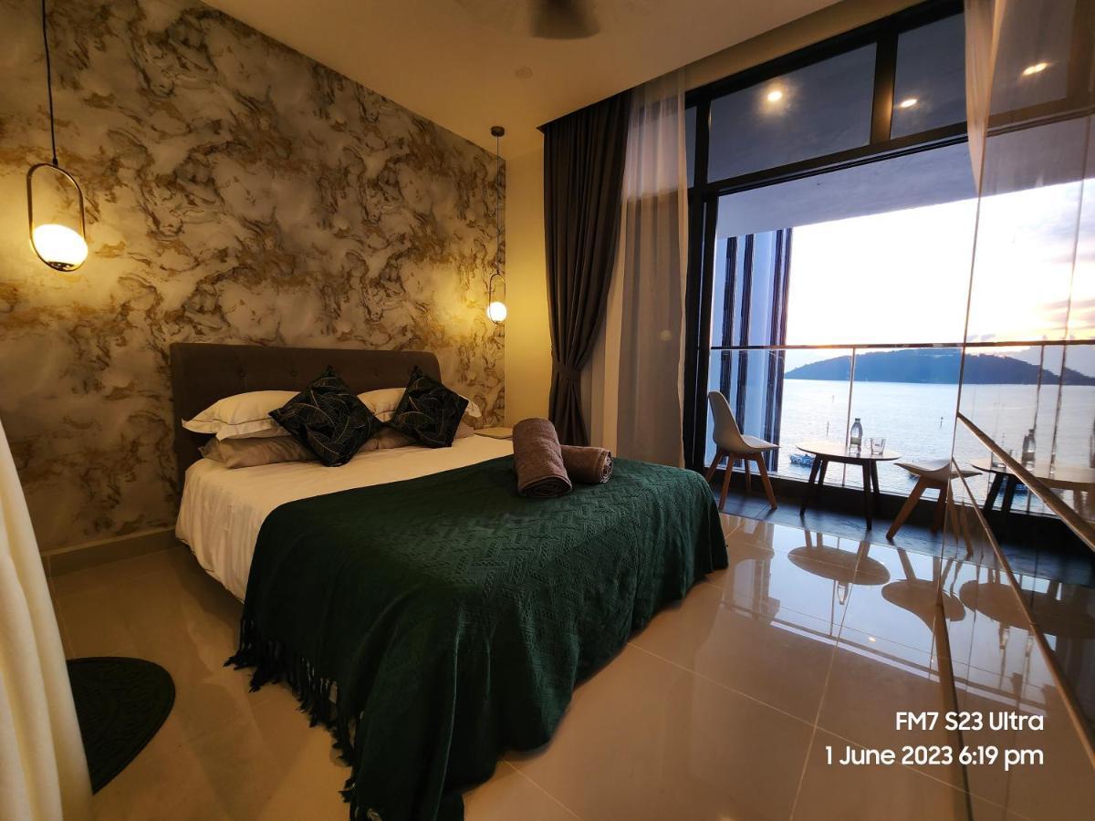 Seaview Luxury Suites At The Shore Кота-Кинабалу Экстерьер фото