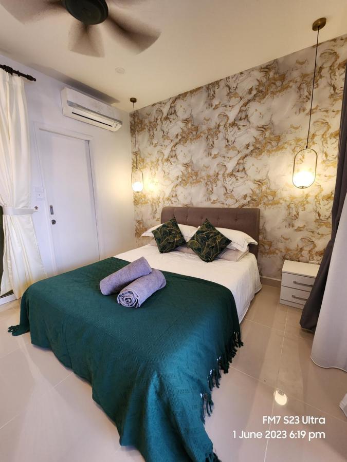 Seaview Luxury Suites At The Shore Кота-Кинабалу Экстерьер фото